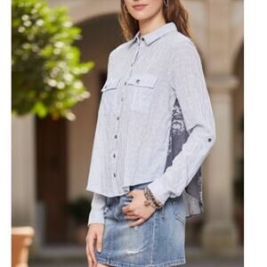 Free People Party in the Back Button Blouse Shirt size Small